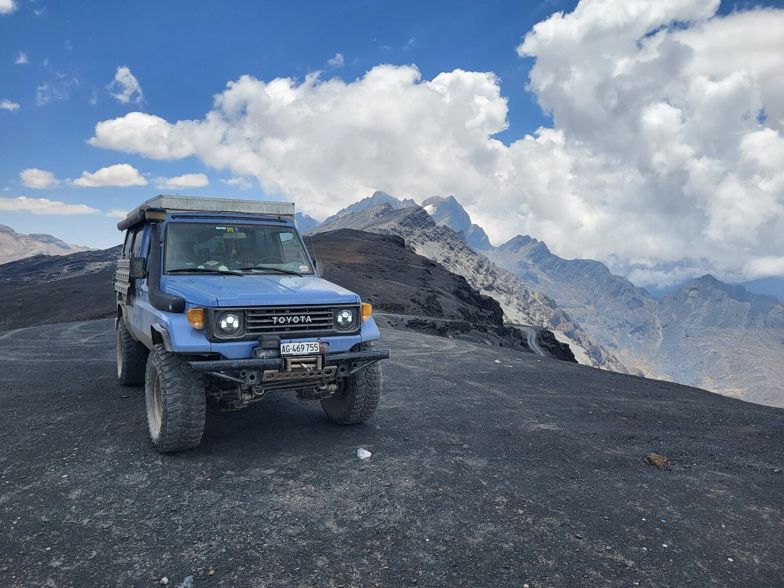 Land Cruiser im bolivianischen Hochland